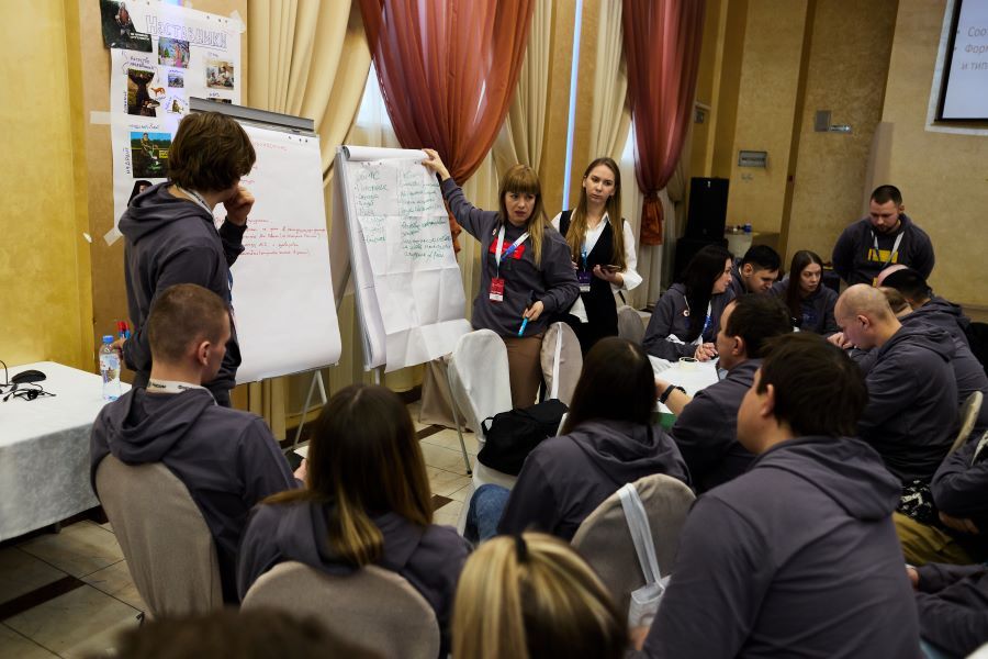 Молодые лидеры в действии